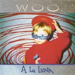 A La Luna by Woo