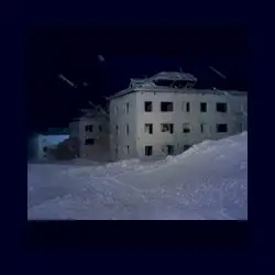 Subterranean Winters by AM Surveillance あなたの後ろに