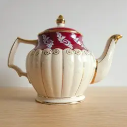 Music for Kettle (Mushroom Cup) by Nacht Plank & Futuregrapher