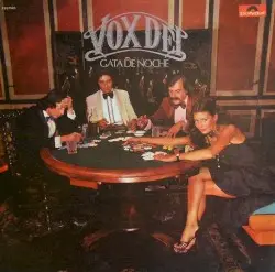 Gata de noche by Vox Dei
