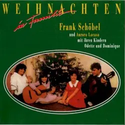 Weihnachten in Familie by Frank Schöbel und Aurora Lacasa mit ihren Kindern Odette und Dominique