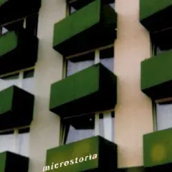 Init Ding by Microstoria